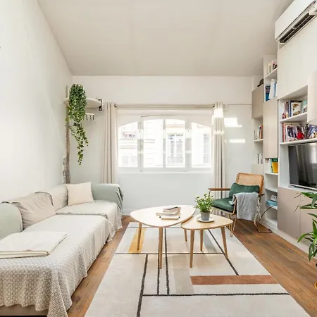 Bright And Chic Duplex With Ac, Heart Of 9th Apartment Paris