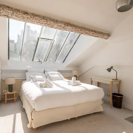 Apartment Bright And Chic Duplex With Ac, Heart Of 9th