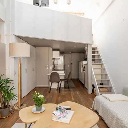 Bright And Chic Duplex With Ac, Heart Of 9th Apartment