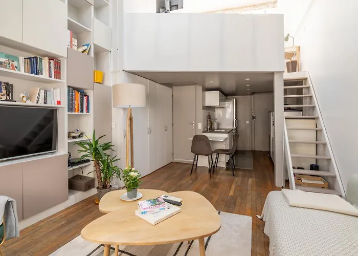 Daire Bright And Chic Duplex With Ac, Heart Of 9th Paris